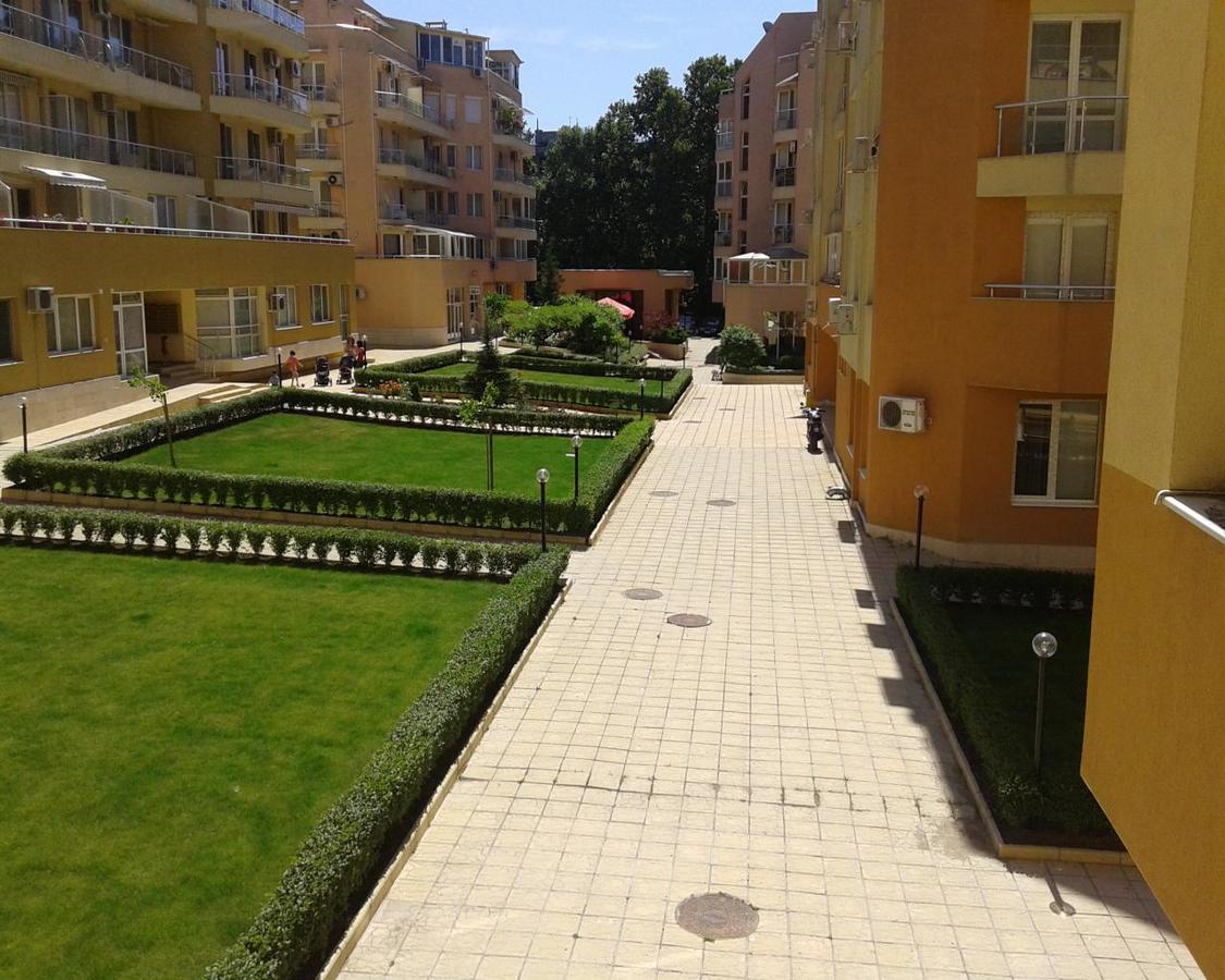 Radost Apartment Varna ภายนอก รูปภาพ