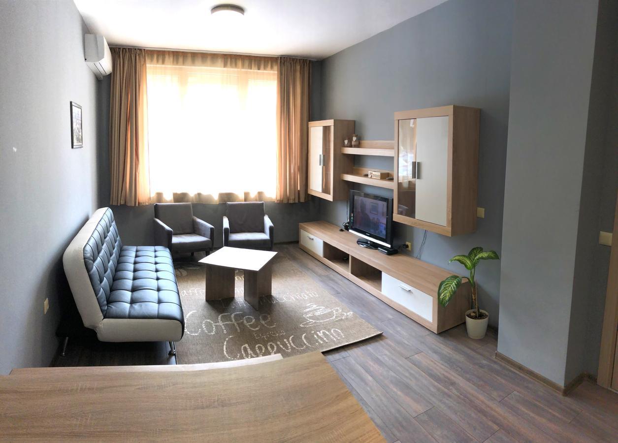 Radost Apartment Varna ภายนอก รูปภาพ